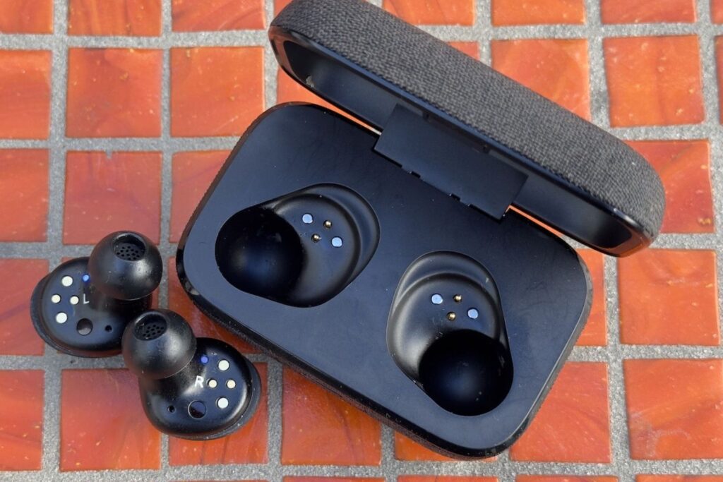 Best Wireless Earbuds Under $200 2024